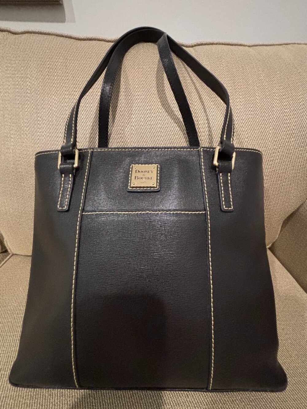Dooney & Bourke Saffiano Small Lexington Handbag Black